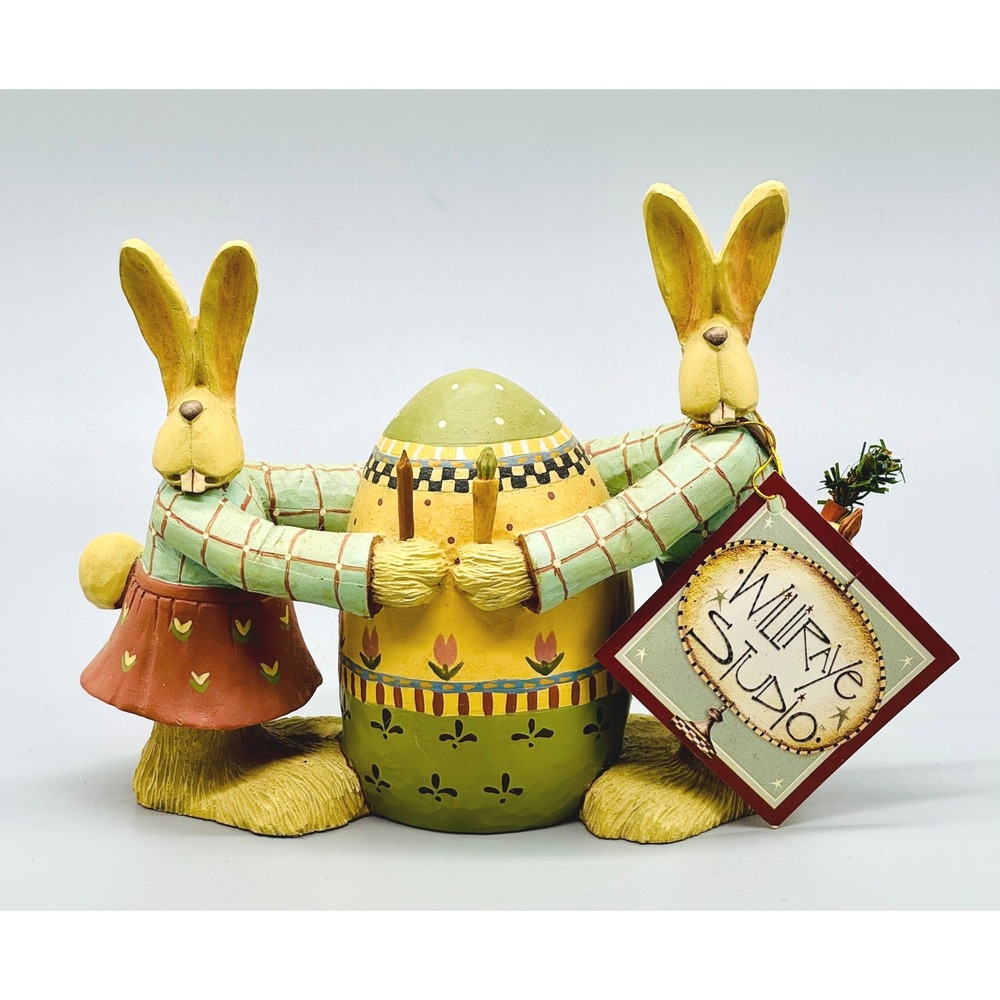 Williraye Studio Artistic Expression Easter Bunnies Painting Egg WW7424 Figurine